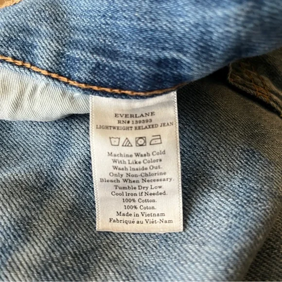 Everlane Lightweight Relaxed Jean 26 - Picture 9 of 9